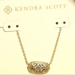 Kendra Scott Elisa Pendant necklace.
